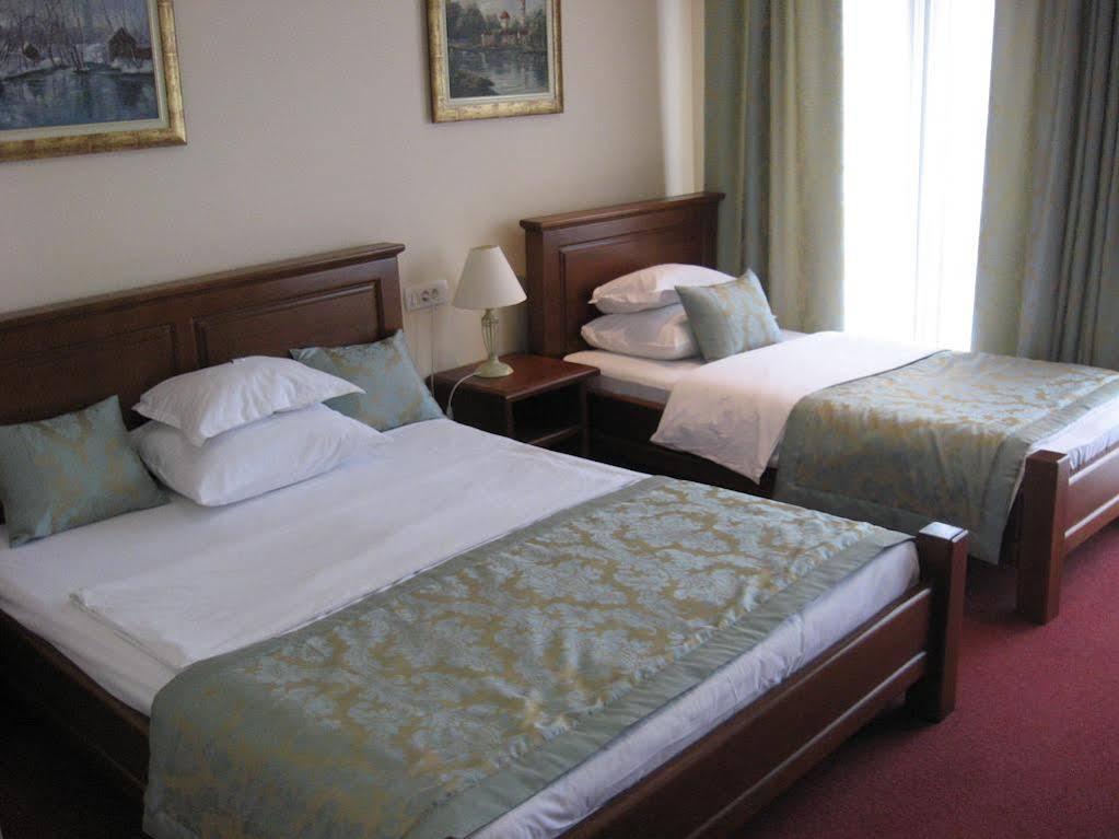 Hotel Opal Exclusive Бихач Экстерьер фото