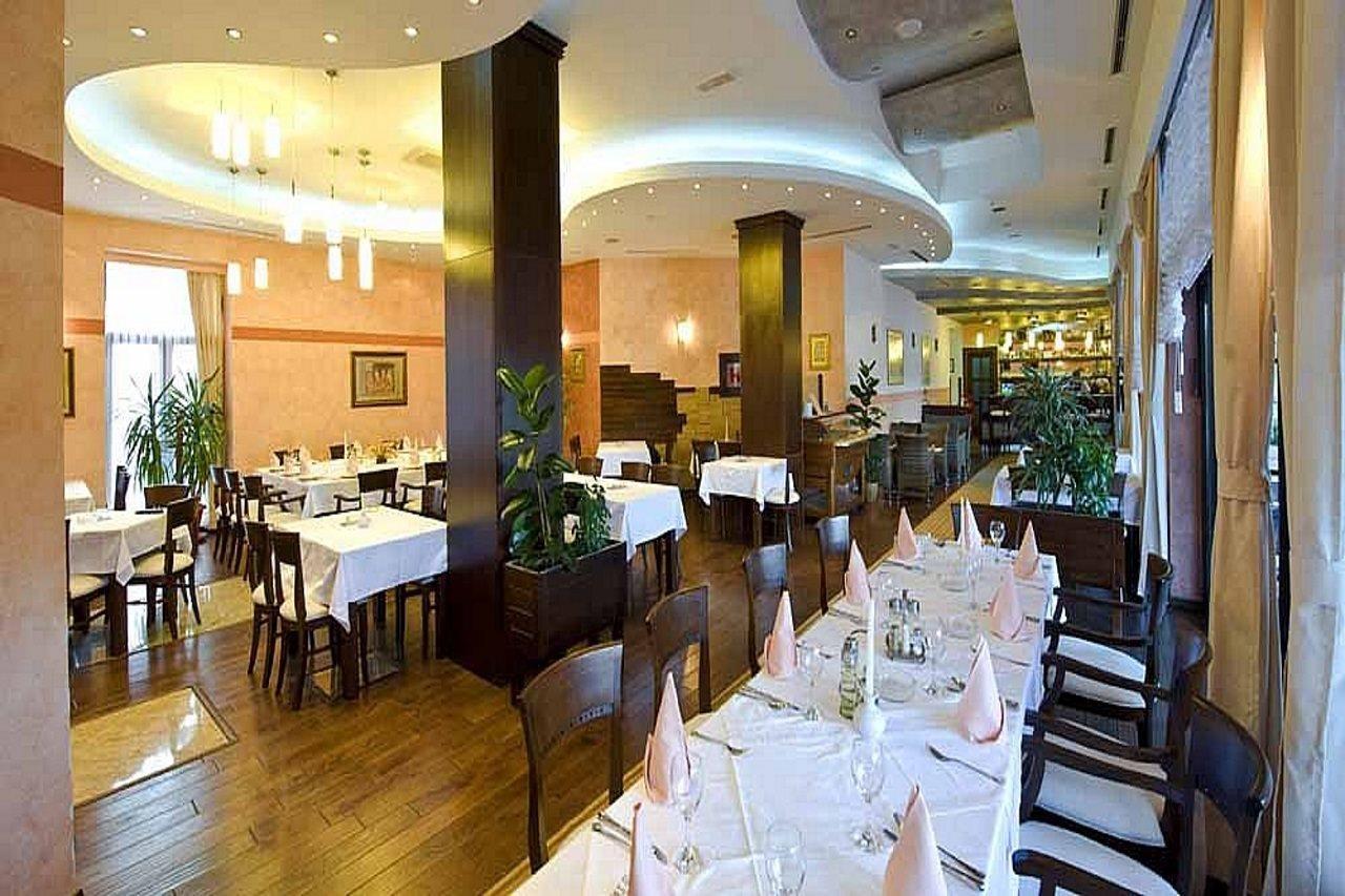 Hotel Opal Exclusive Бихач Экстерьер фото